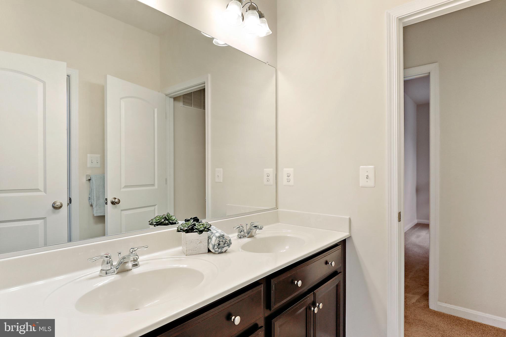 8179 Ridgely Loop Severn, MD 21144 - Photo 27 of 53 Gallery Image 27
