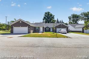 26640 Orchard Lake Road Farmington, MI 48334 - Photo 5 of 20