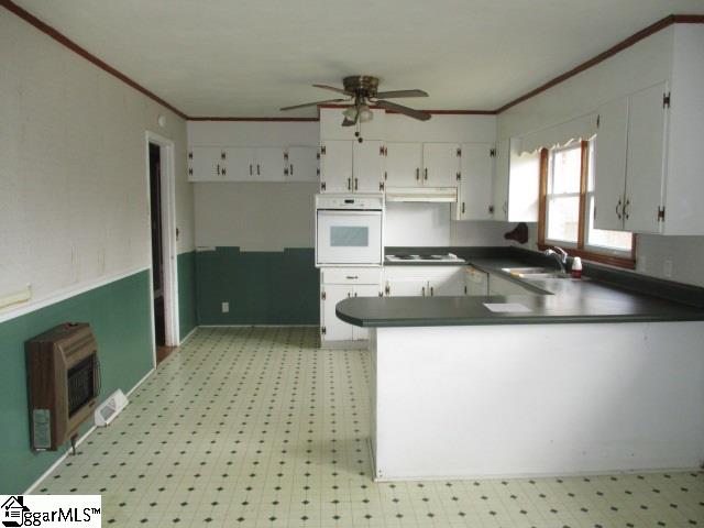 9885 Greenpond Road Gray Court, SC 29645 - Photo 3 of 12