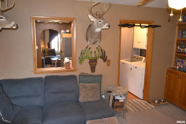 $121,000 | 411 West Greenwood Avenue, Jacksonville, IL 62650