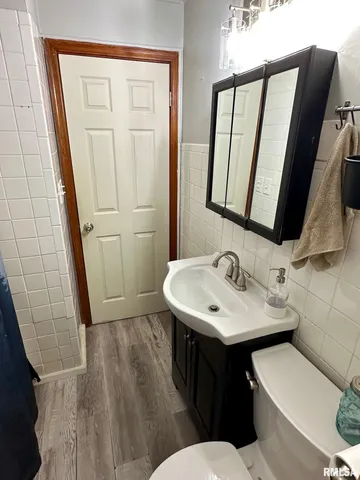 $121,000 | 411 West Greenwood Avenue, Jacksonville, IL 62650