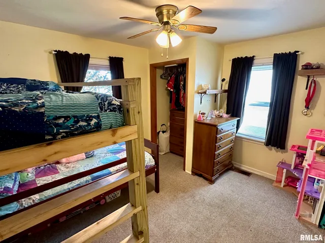 $121,000 | 411 West Greenwood Avenue, Jacksonville, IL 62650