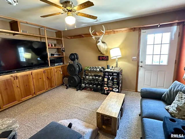 $121,000 | 411 West Greenwood Avenue, Jacksonville, IL 62650