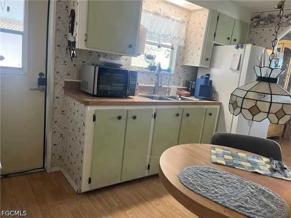 $92,500 | 3159 Pluto Circle, North Fort Myers, FL 33903