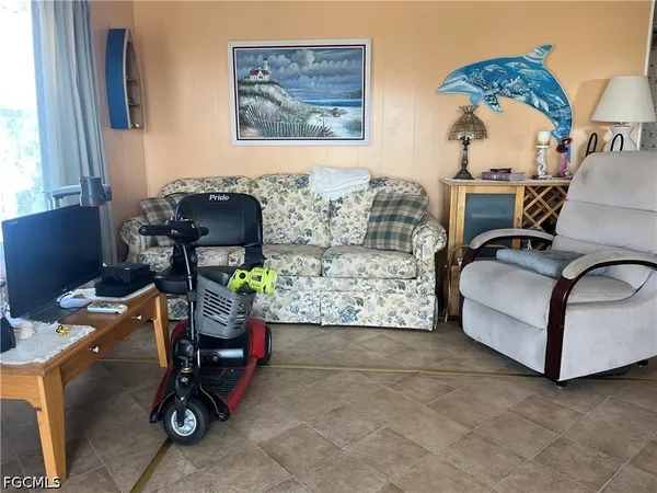$92,500 | 3159 Pluto Circle, North Fort Myers, FL 33903