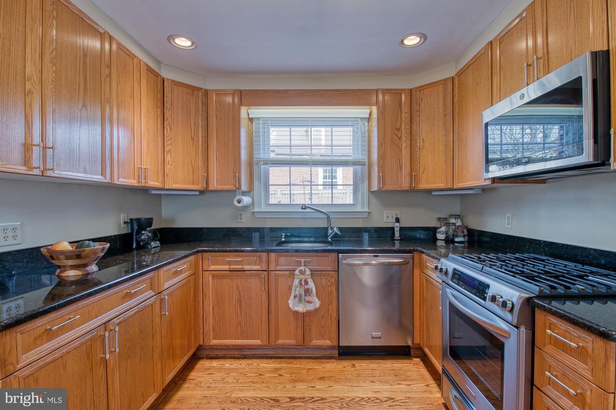 800 Wellington Road Baltimore, MD 21212 - Photo 15 of 67 Gar range
