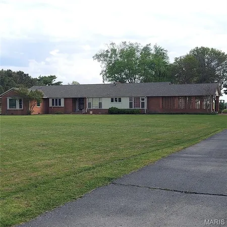 $284,900 | 1760 County Highway 344, Caruthersville, MO 63830