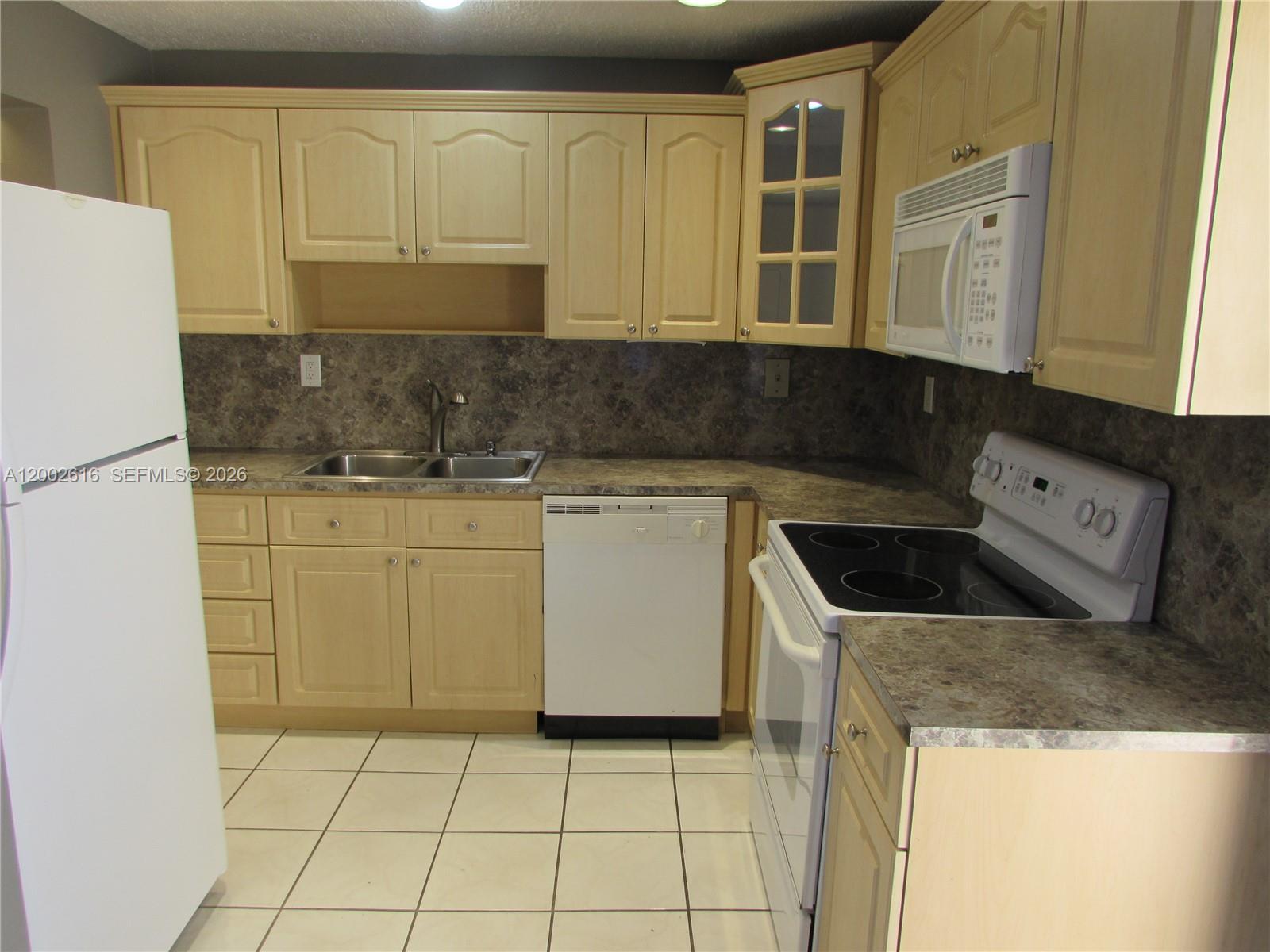 5555 Ludlam Road, Unit 23 Miami, FL 33155 - Photo 1 of 25 Photo 1