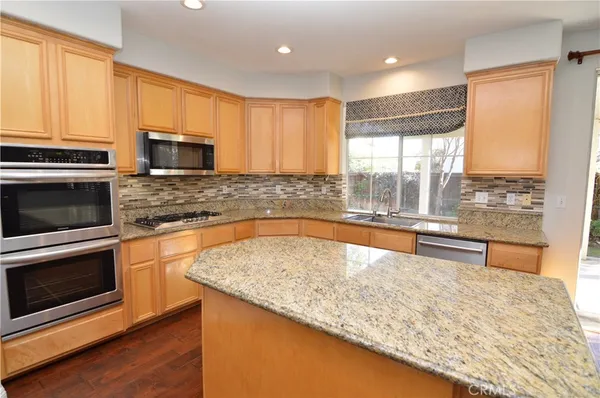 $4,000 | 9595 Shadowgrove Drive, Rancho Cucamonga, CA 91730