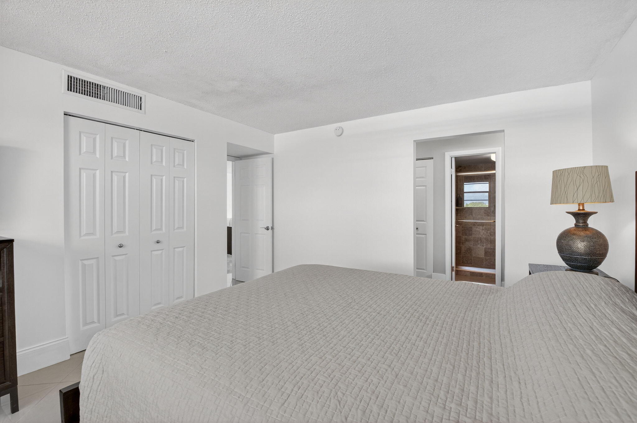 5500 Northwest 2nd Avenue, Unit 718 Boca Raton, FL 33487 - Photo 21 of 34 a view of an empty room and window