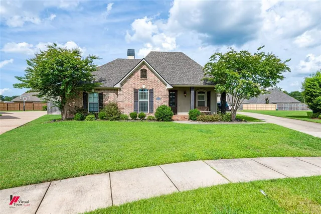 $370,000 | 102 Caiden Street, Benton, LA 71006