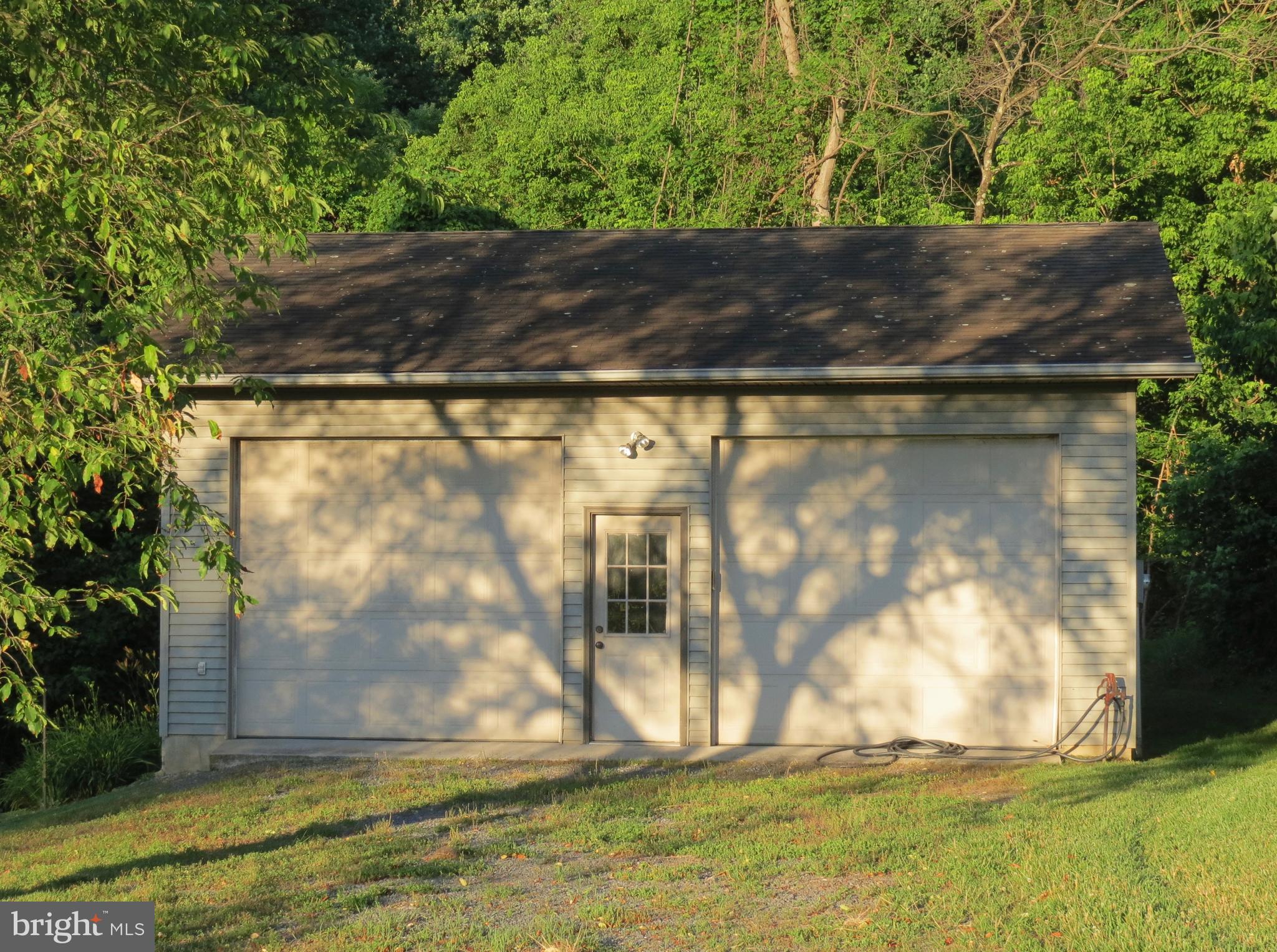 335 Fodderstack Road Washington, VA 22747 - Photo 50 of 52 Detached garage