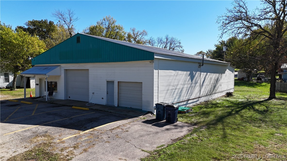 134 West 8th Street Eldon, MO 65026 - Photo 39 of 49 Perfect for your home based business...mechanic sh