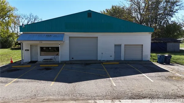 $185,000 | 134 West 8th Street, Eldon, MO 65026