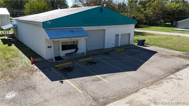 $195,000 | 134 West 8th Street, Eldon, MO 65026