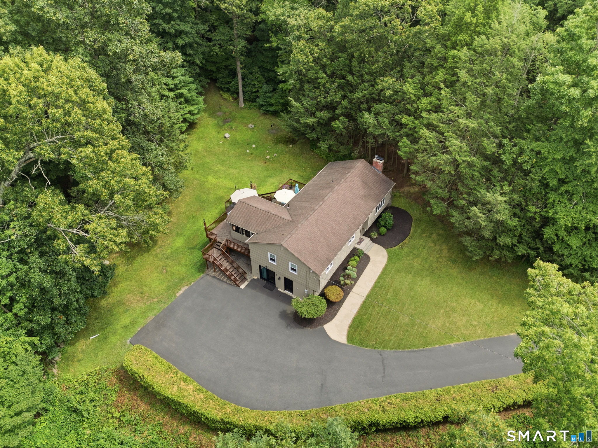 283 Merrow Road Tolland, CT 06084 - Photo 10 of 39 Gallery Image 10