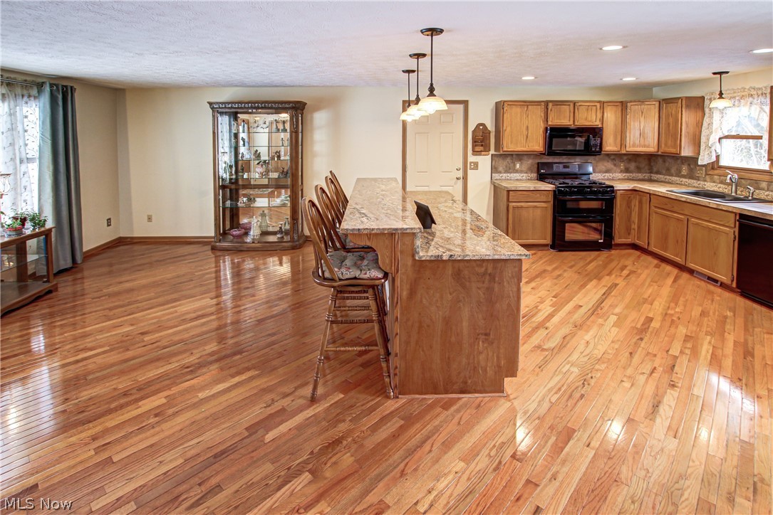 4478 Fenn Road Medina, OH 44256 - Photo 5 of 35 Gallery Image 5