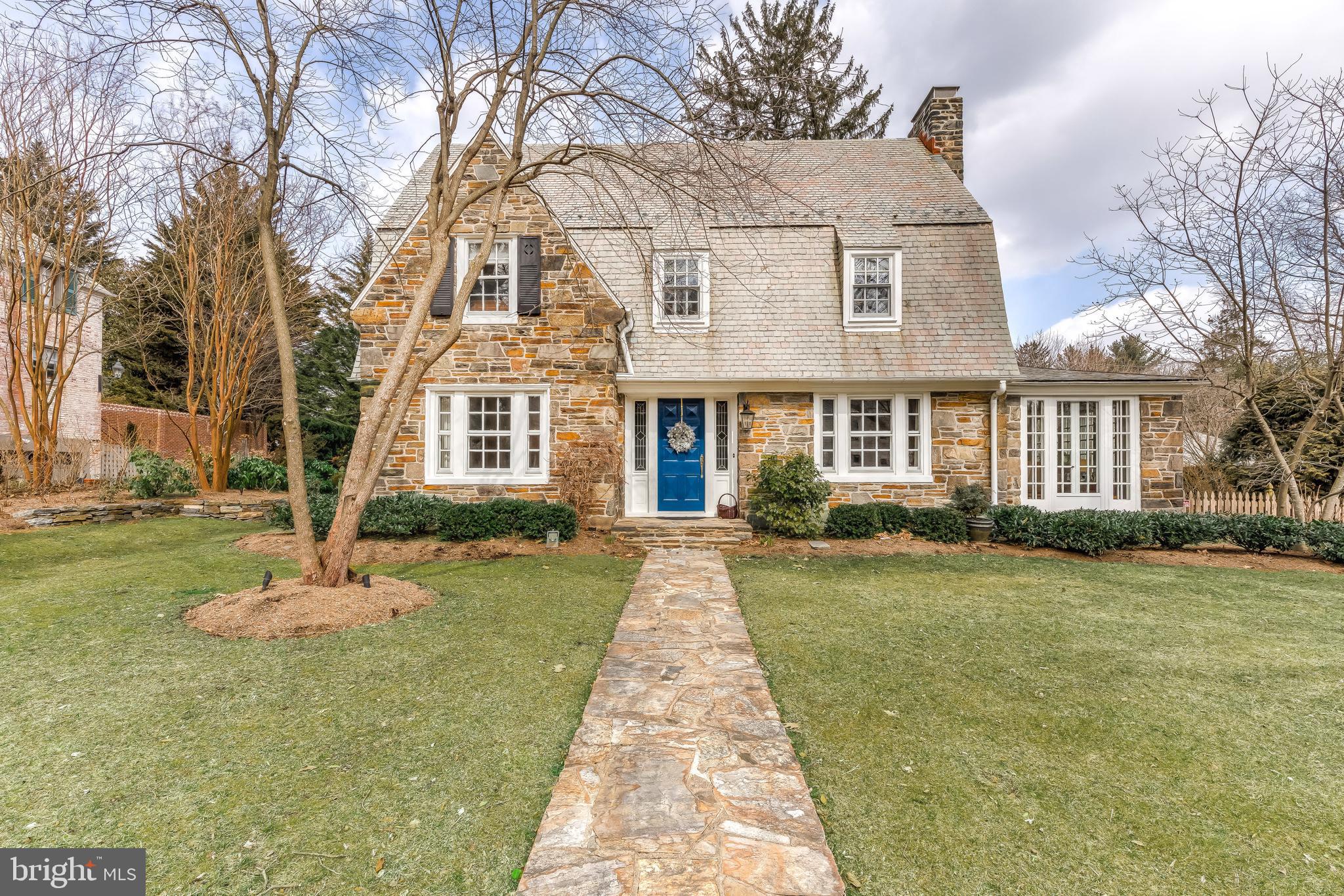 114 St Dunstans Road Baltimore, MD 21212 - Photo 1 of 38 Front View