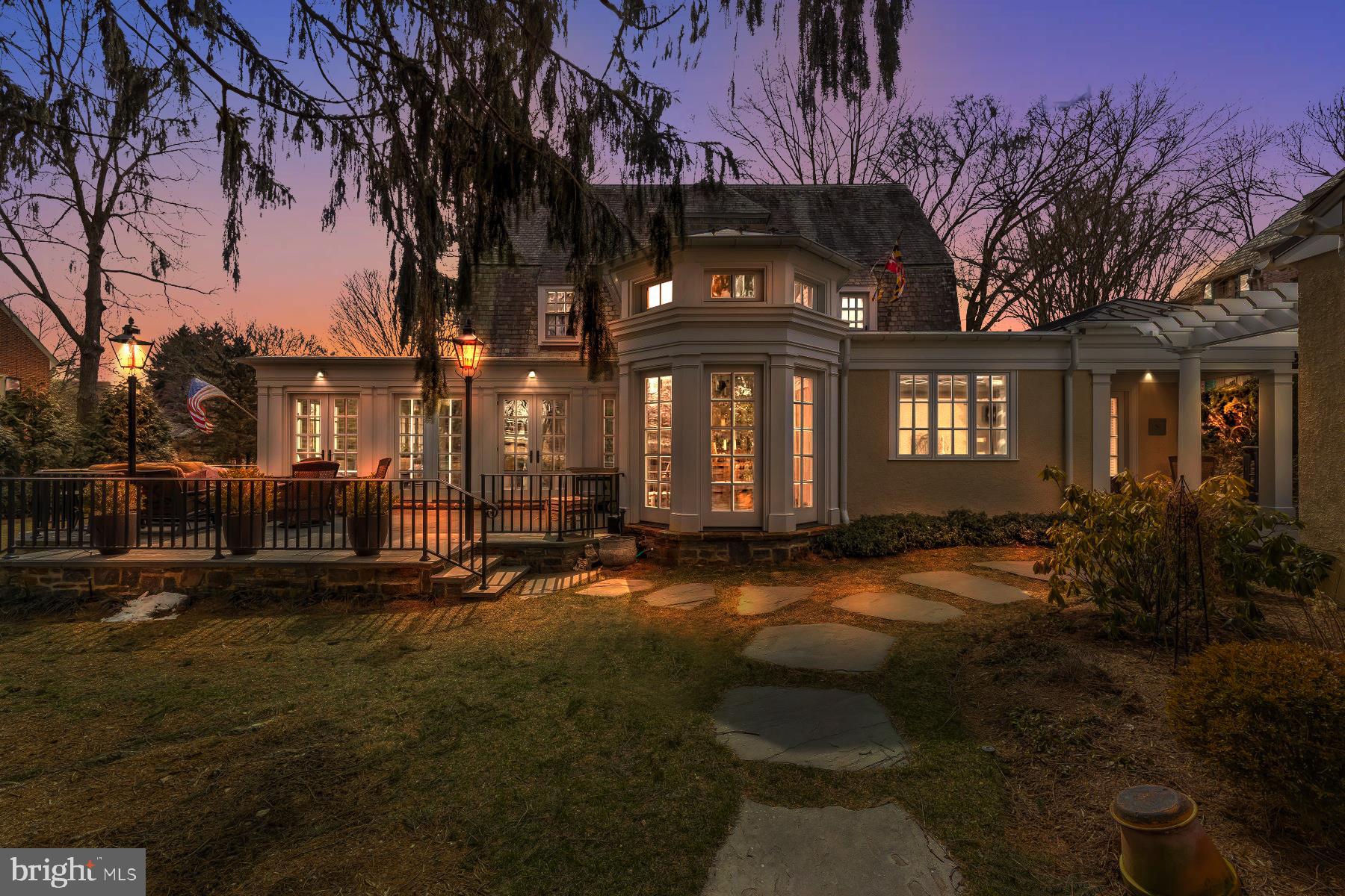 114 St Dunstans Road Baltimore, MD 21212 - Photo 2 of 38 Back View