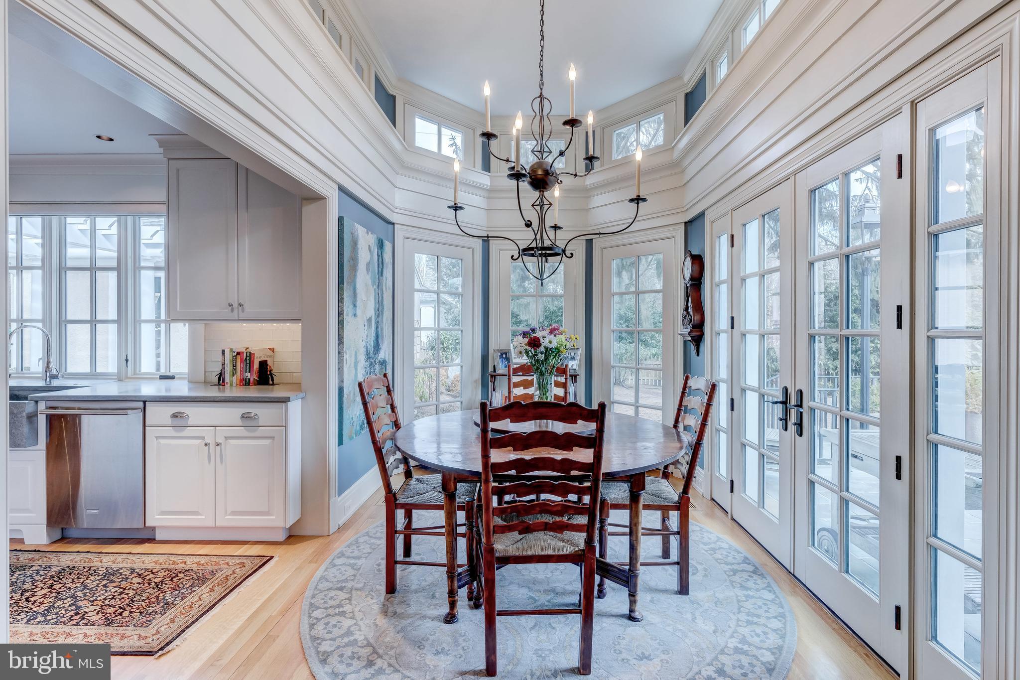 114 St Dunstans Road Baltimore, MD 21212 - Photo 15 of 38 Breakfast Room