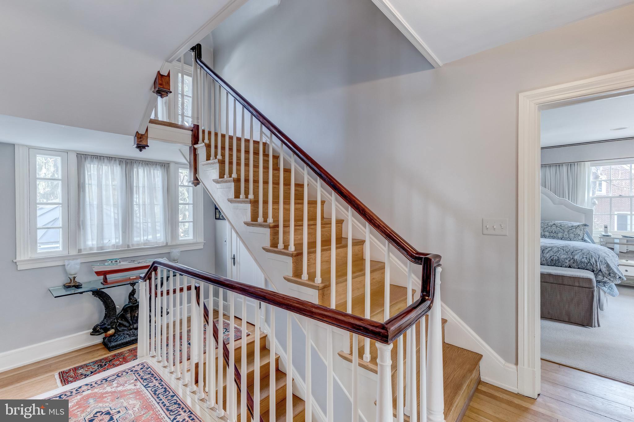 114 St Dunstans Road Baltimore, MD 21212 - Photo 21 of 38 2nd Floor Hall