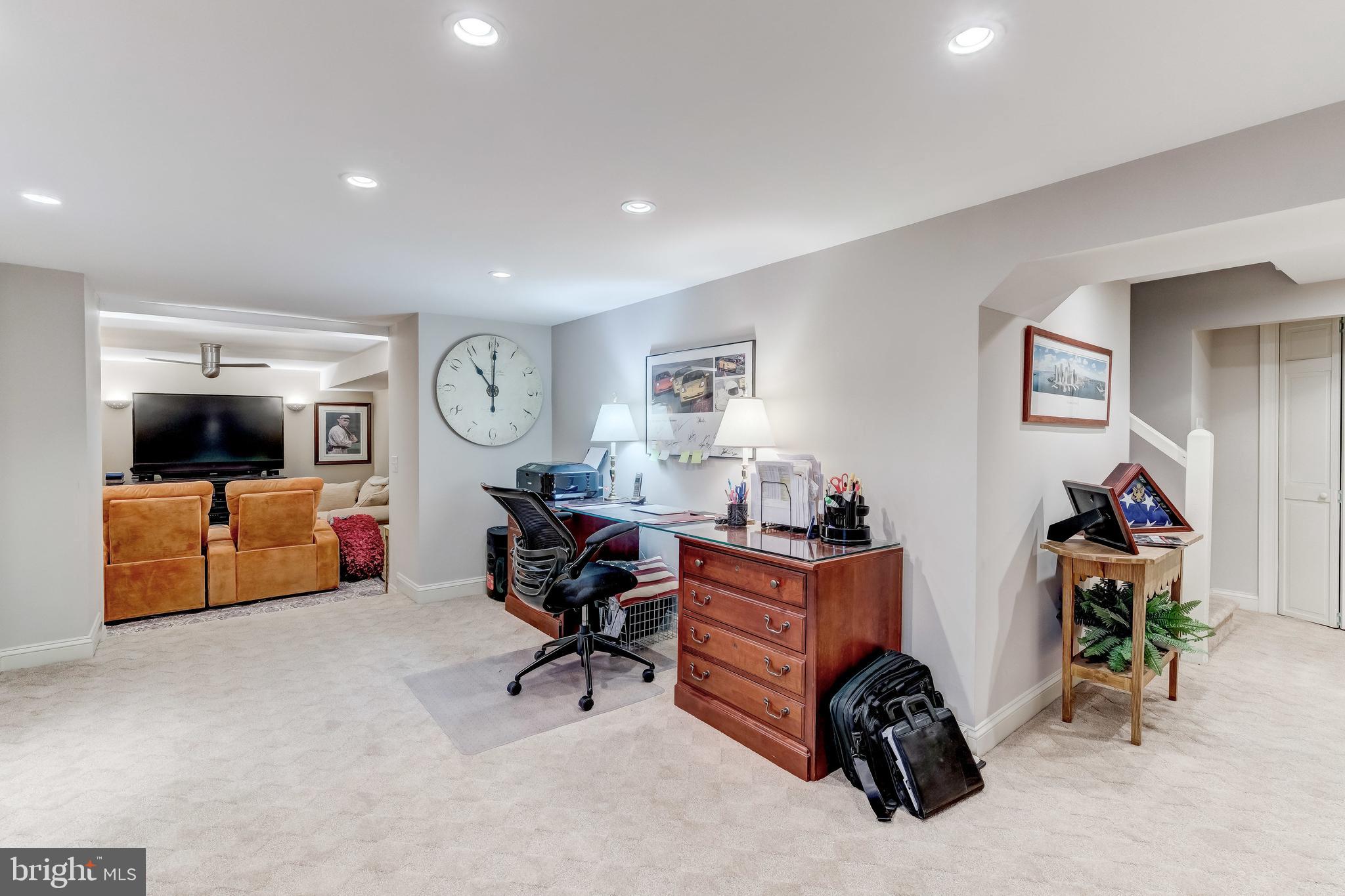 114 St Dunstans Road Baltimore, MD 21212 - Photo 27 of 38 Family Room