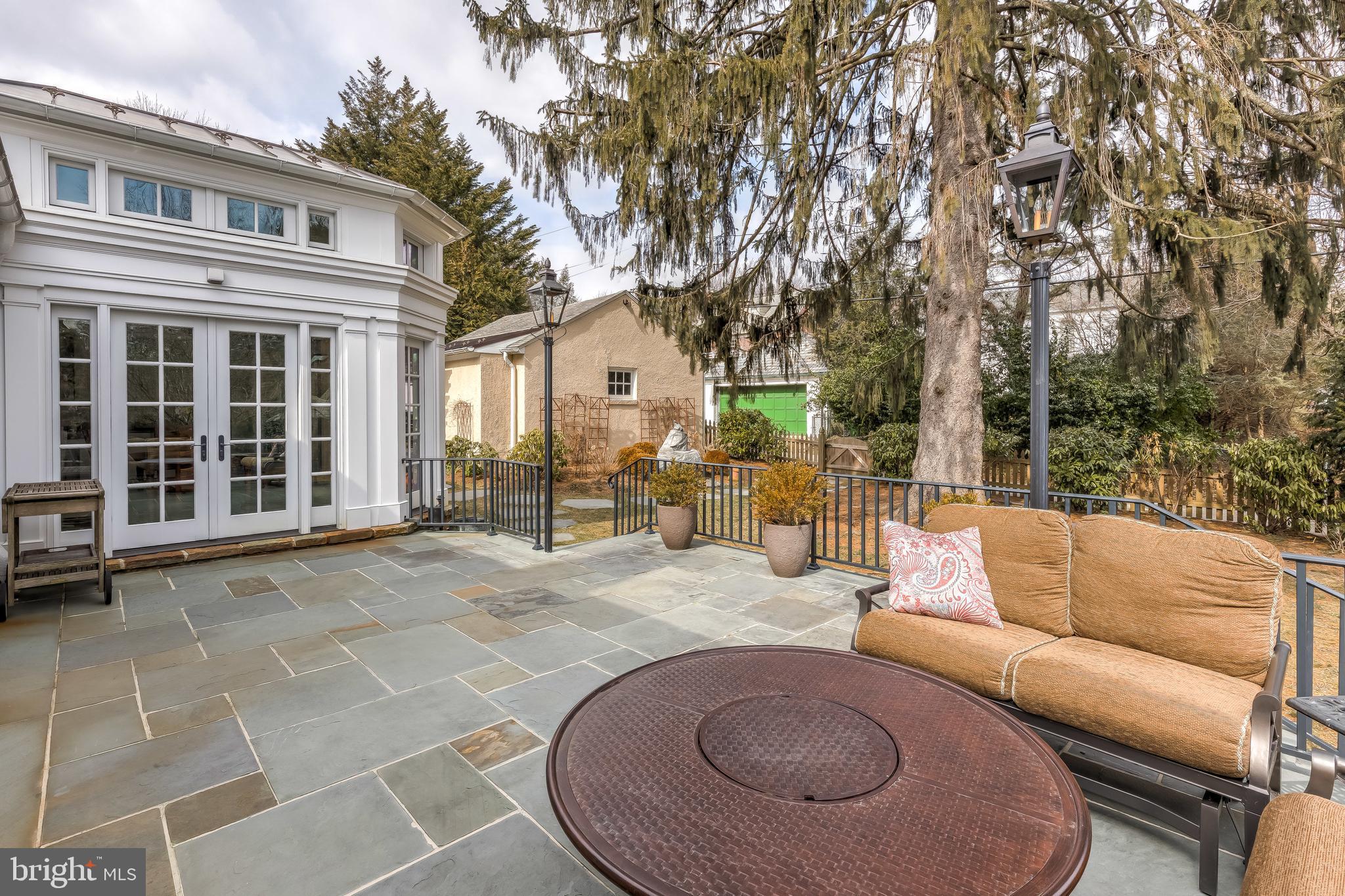 114 St Dunstans Road Baltimore, MD 21212 - Photo 34 of 38 Patio