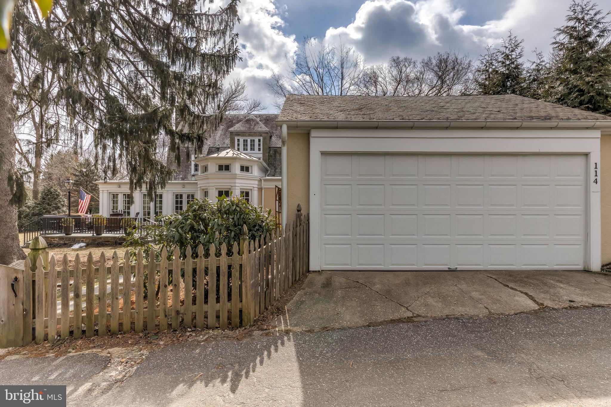 114 St Dunstans Road Baltimore, MD 21212 - Photo 38 of 38 Garage