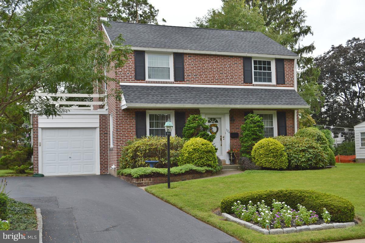 324 Ridgewood Road Springfield, PA 19064 - Photo 2 of 26 Exterior Front