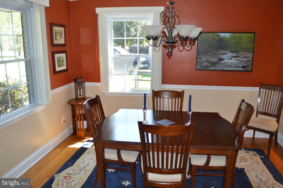 324 Ridgewood Road Springfield, PA 19064 - Photo 11 of 26 Dining Room
