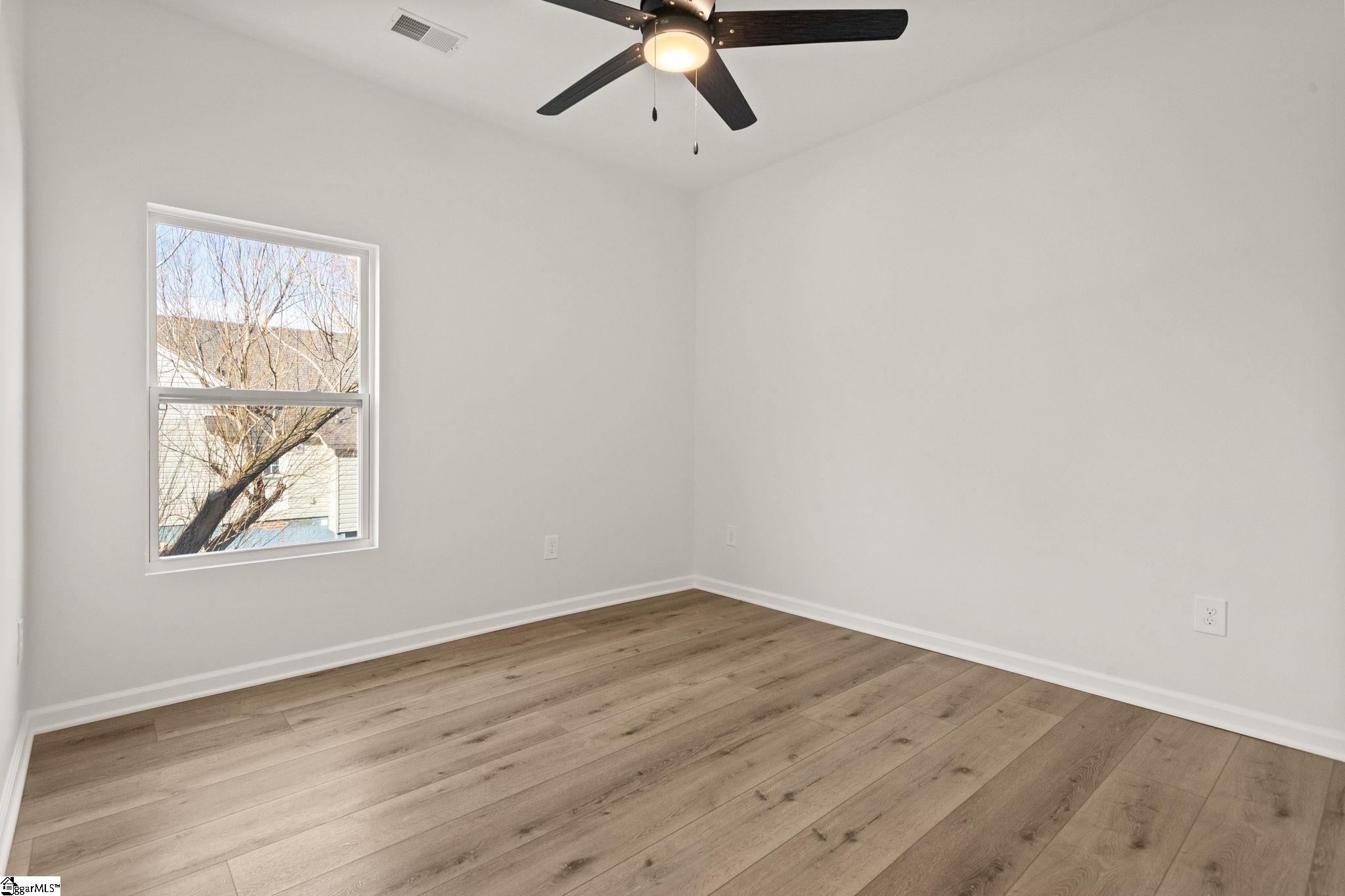 5 East 5th Street Greenville, SC 29611 - Photo 15 of 29