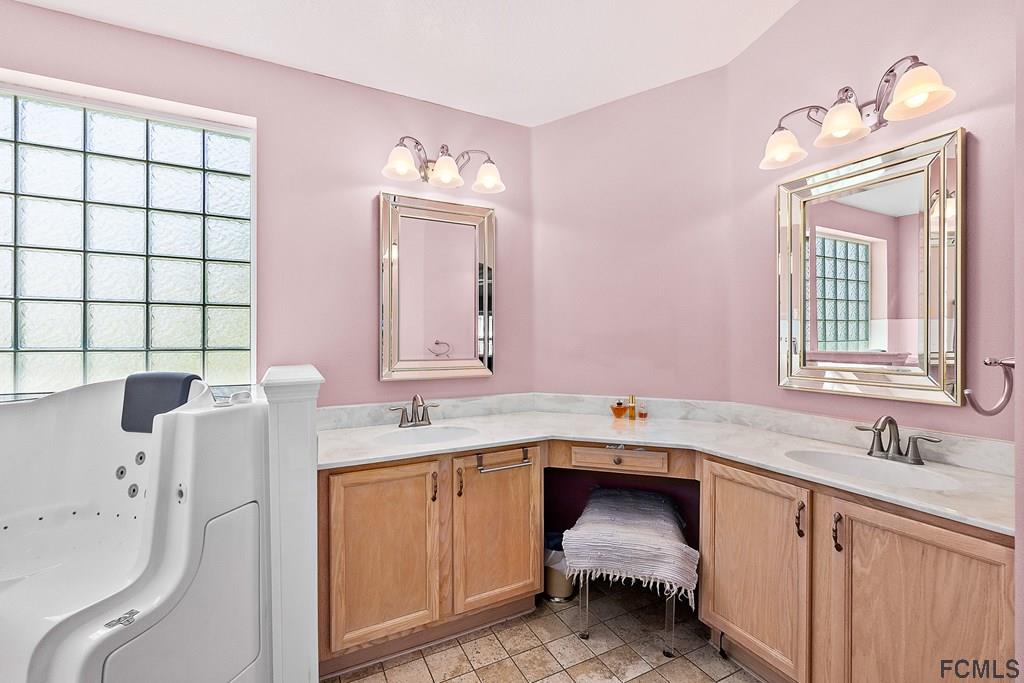 12 Reybell Lane Palm Coast, FL 32164 - Photo 16 of 40 Gallery Image 16