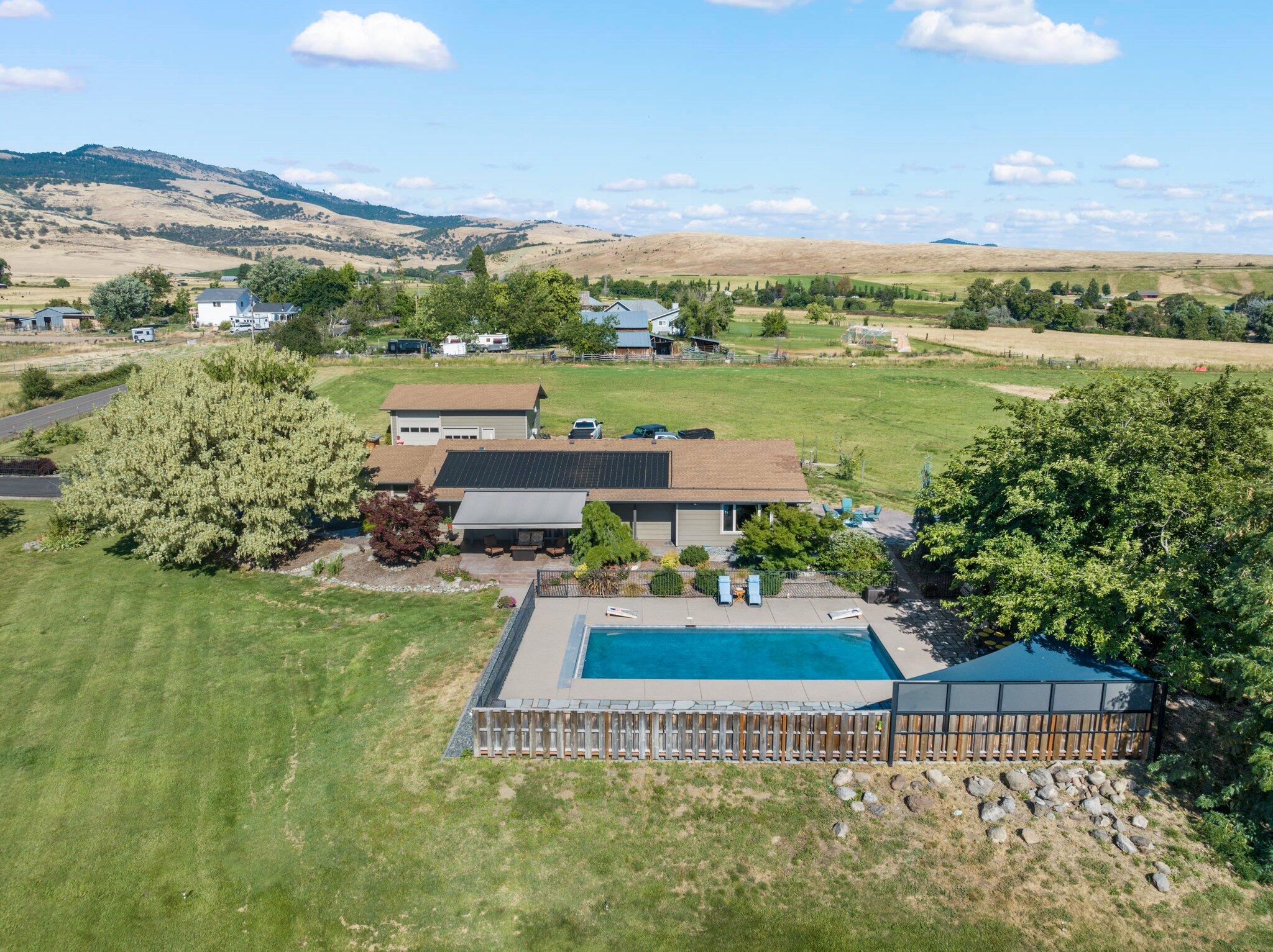 630 East Valley View Road Ashland, OR 97520 - Photo 48 of 57 44-web-or-mls-DJI_0925