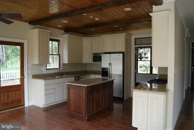 15020 Clopper Road Boyds, MD 20841 - Photo 7 of 15 Kitchen