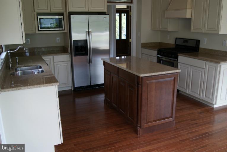 15020 Clopper Road Boyds, MD 20841 - Photo 8 of 15 Kitchen