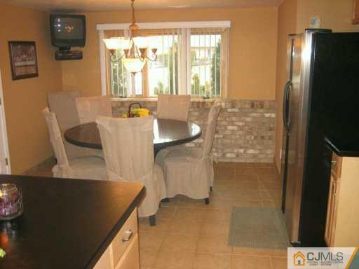 47 Wellington Road East Brunswick, NJ 08816 - Photo 7 of 8 Gallery Image 7