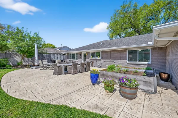 $449,000 | 4325 Willowbend Boulevard, Houston, TX 77035