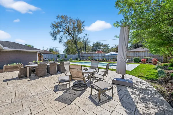 $449,000 | 4325 Willowbend Boulevard, Houston, TX 77035