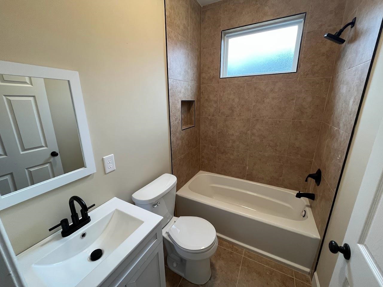 906 Spring Street Gaffney, SC 29340 - Photo 4 of 23 Gallery Image 4