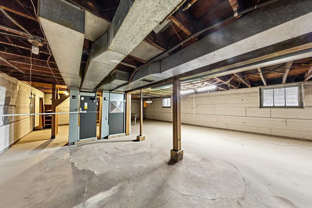 5021 West Irving Park Road Chicago, IL 60641 - Photo 30 of 35