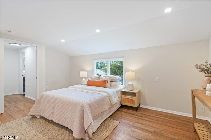 526 Ridgedale Avenue East Hanover, NJ 07936 - Photo 19 of 33