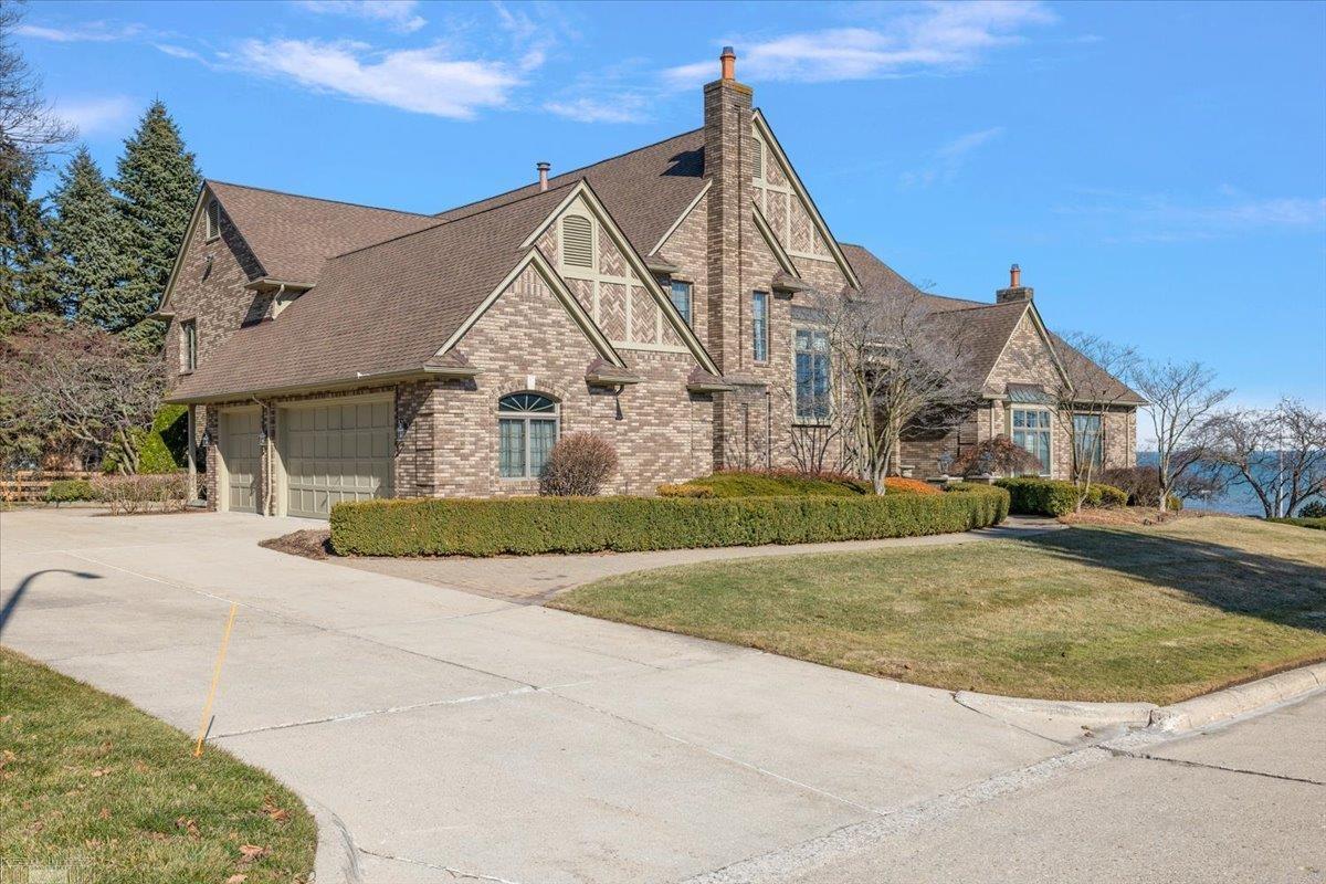 207 Lake Shore Road Grosse Pointe, MI 48236 - Photo 6 of 91