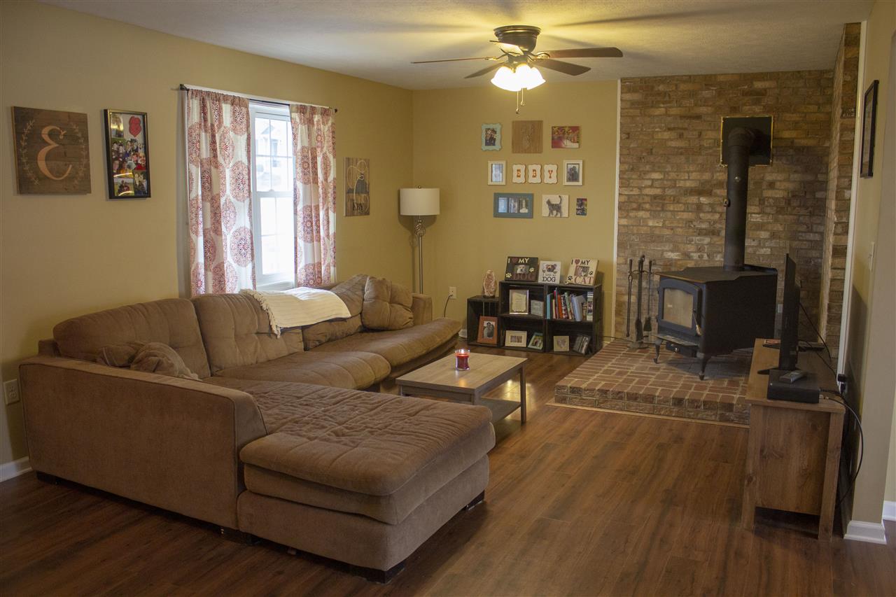 302 Rustic Avenue Broadway, VA 22815 - Photo 3 of 31 Gallery Image 3