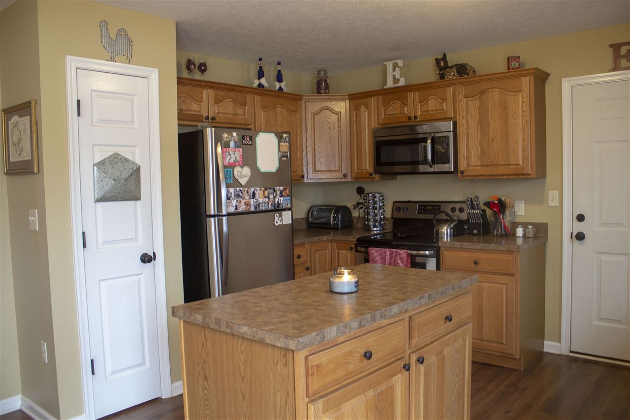 302 Rustic Avenue Broadway, VA 22815 - Photo 5 of 31 Gallery Image 5