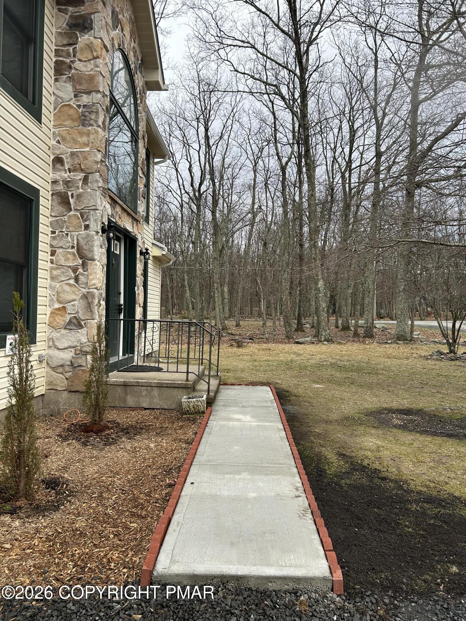 108 Pipher Road Bushkill, PA 18324 - Photo 36 of 50 Path