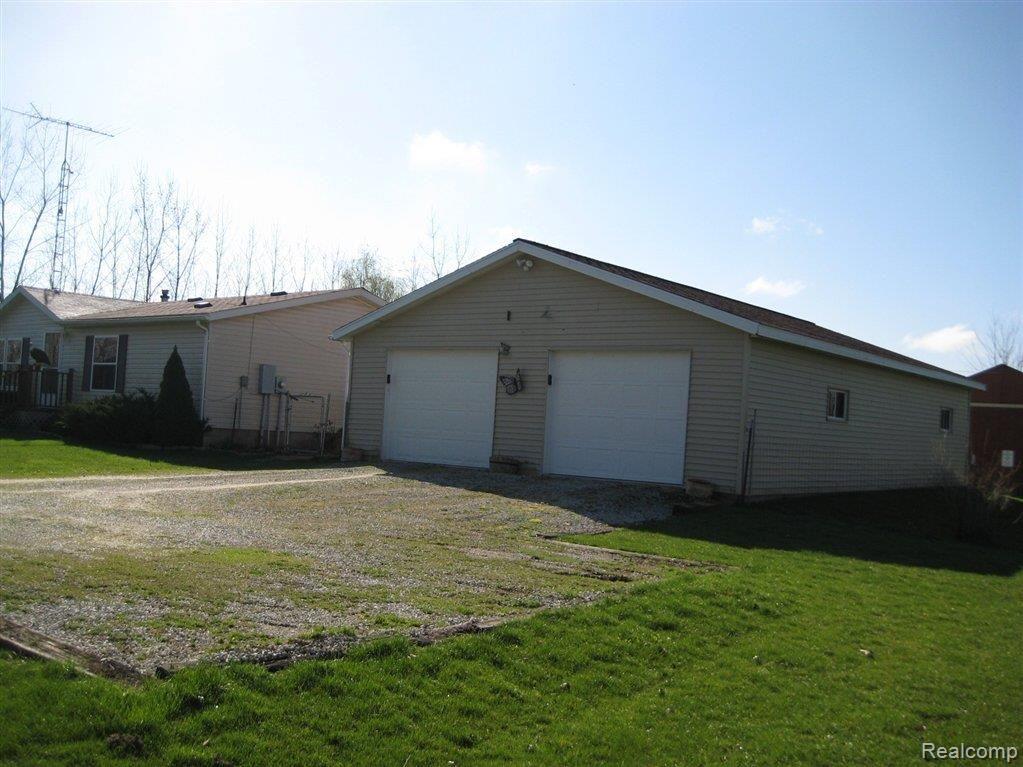 16459 Bowers Road Capac, MI 48014 - Photo 17 of 18 017.JPG