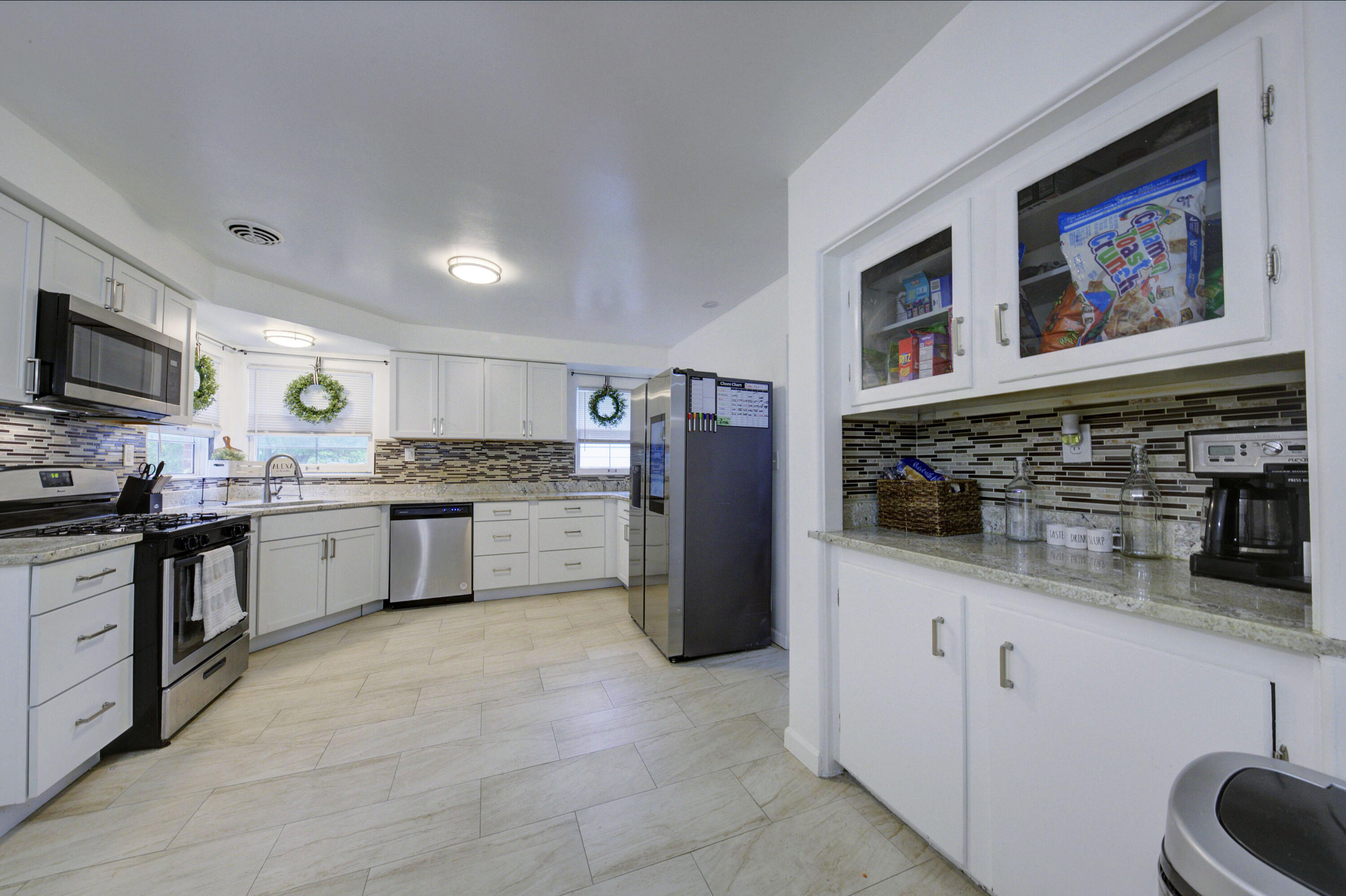 15017 Inkster Road Livonia, MI 48154 - Photo 12 of 35 IMG_3525_6_7