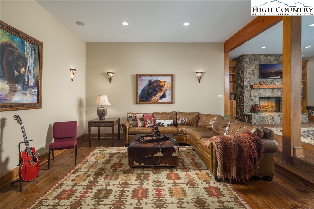 5212 Reynolds Parkway Boone, NC 28607 - Photo 33 of 50 a living room with furniture and a couch