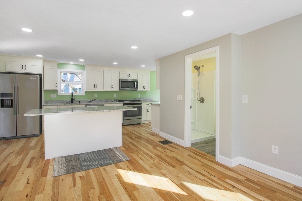 46 Ruggles Street Westborough, MA 01581 - Photo 12 of 42 Gallery Image 12