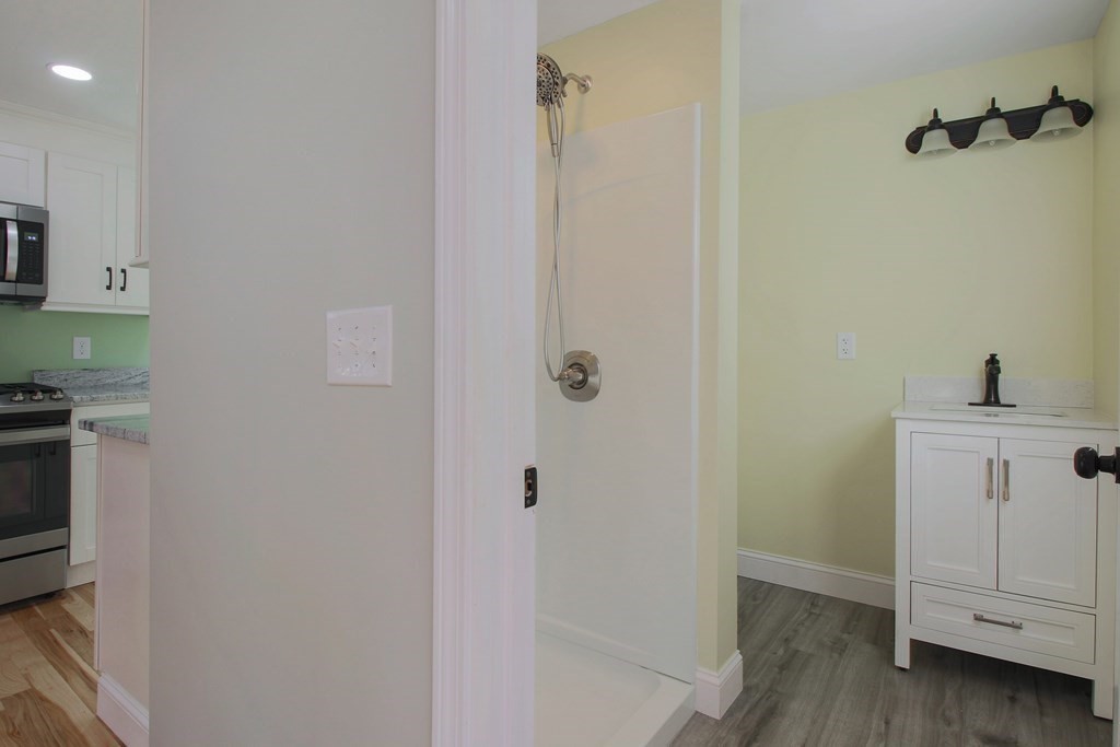46 Ruggles Street Westborough, MA 01581 - Photo 14 of 42 Gallery Image 14